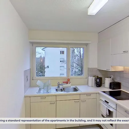 Apartment Convenient With Easy Transport *